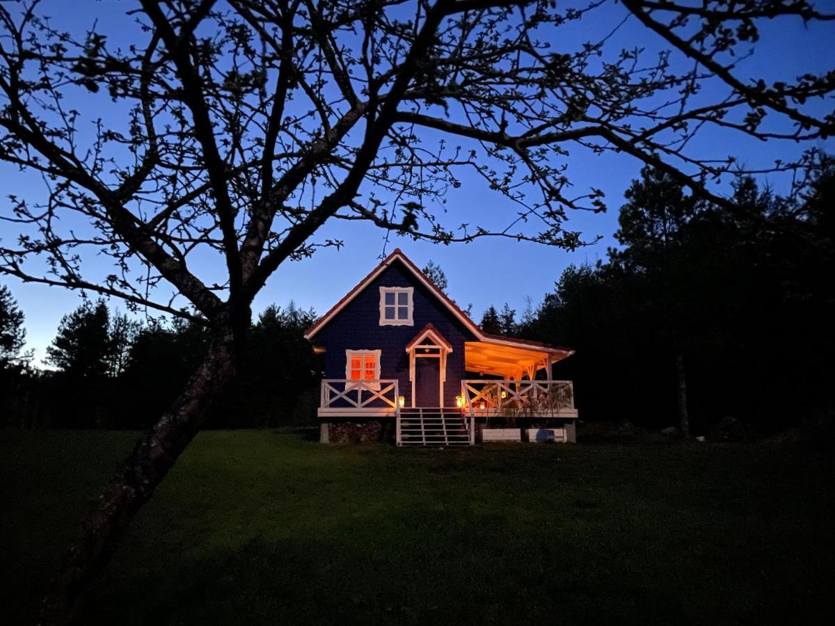 Swiety Spokoj Laka I Woda Pozezdrze Exteriér fotografie