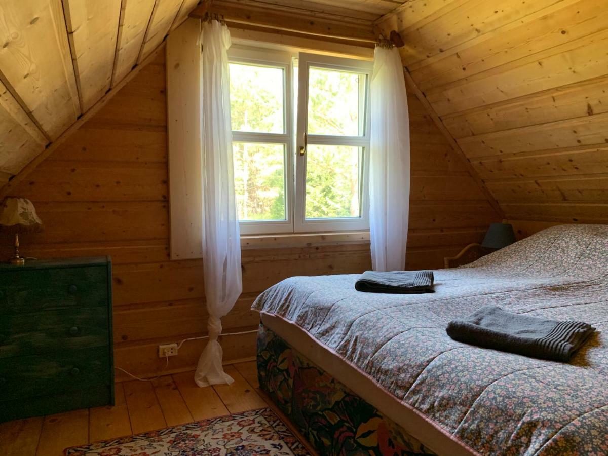 Swiety Spokoj Laka I Woda Pozezdrze Exteriér fotografie